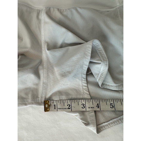 Lululemon Speed Up Shorts Light Gray Womens Size 4 Tall Gym Yoga Running - Picture 6 of 7
